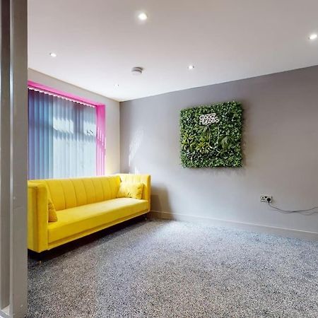 Villa Neat Retreat Graig Pontypridd Extérieur photo