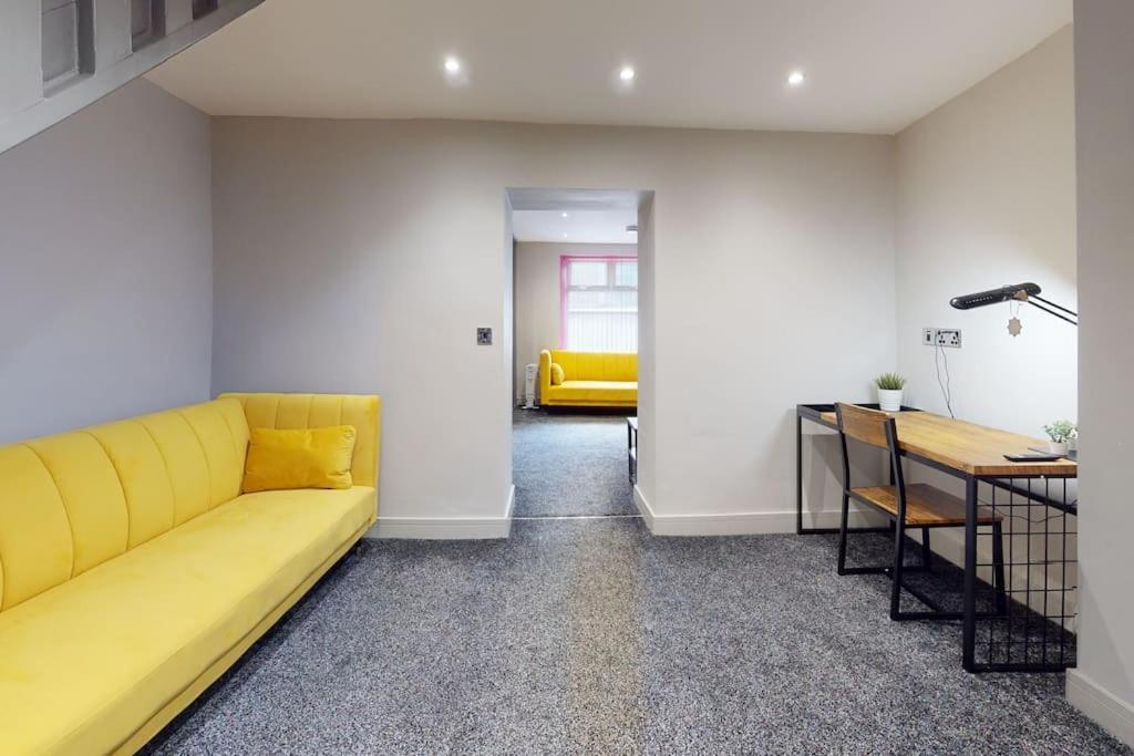 Villa Neat Retreat Graig Pontypridd Extérieur photo